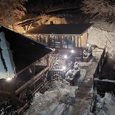 Коло Гір Hotell Kolochava Exteriör bild